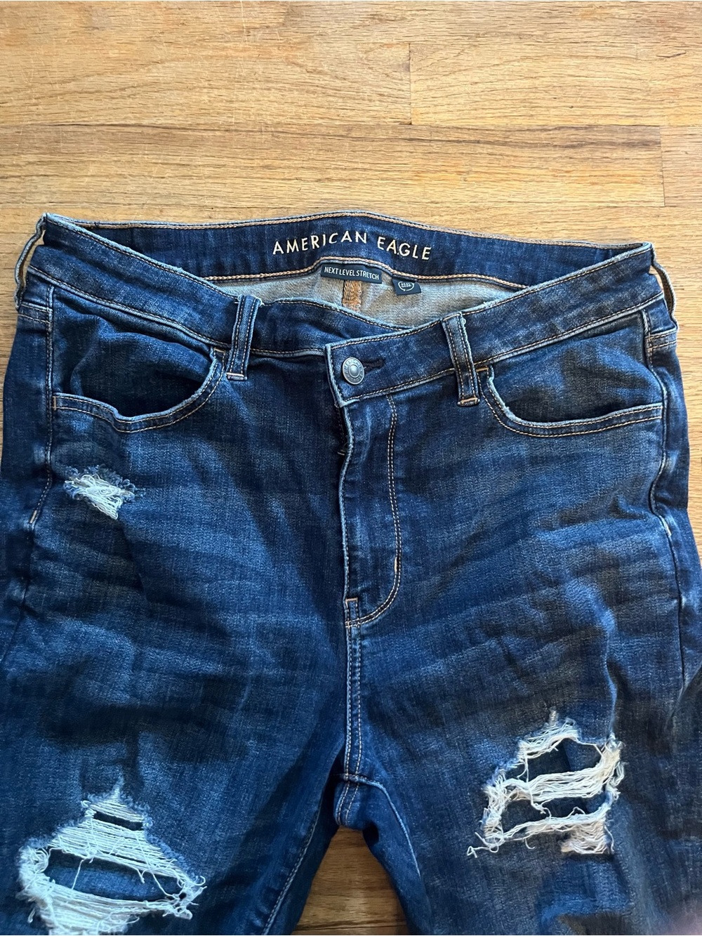 American Eagle Outfitters Dark Blue Distressed Skinny Jeans - Picture 3 of 6